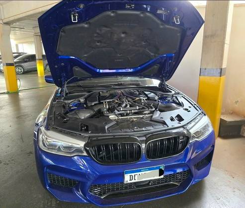 BMW M5 4.4 V8 TWIN POWER M XDRIVE STEPTRONIC
